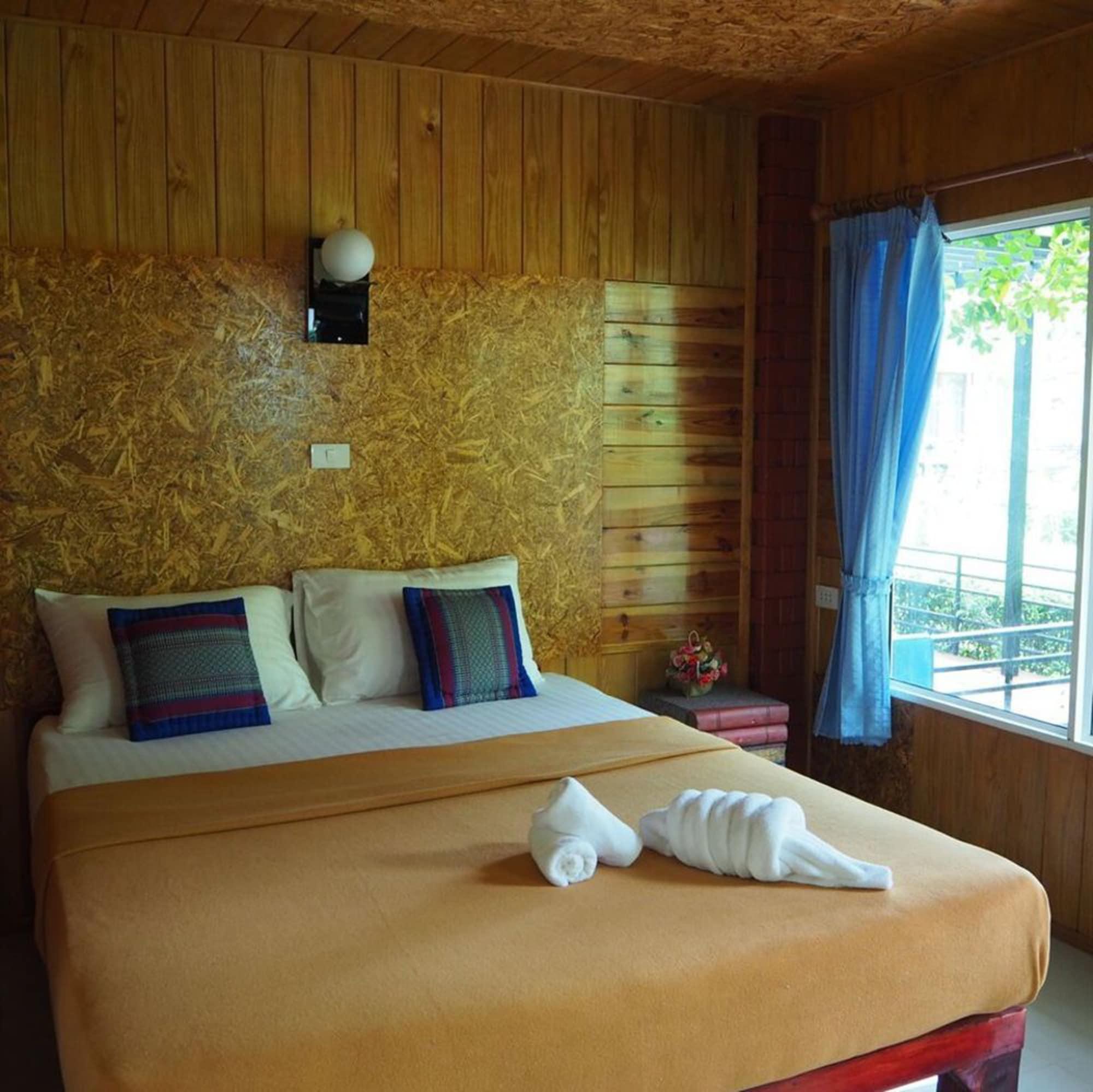 Baan Suan Hill Resort Ban Tha Khun Exterior photo